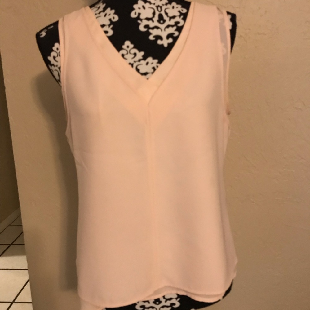 White house Black market Top